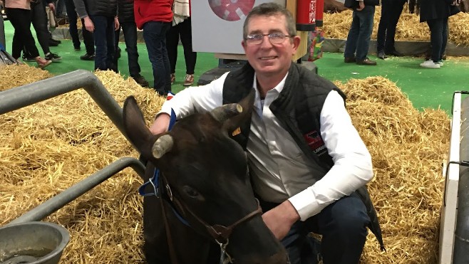 Au salon de l'agriculture : Orene décroche le prix de Grande Championne des Rouges flamandes !