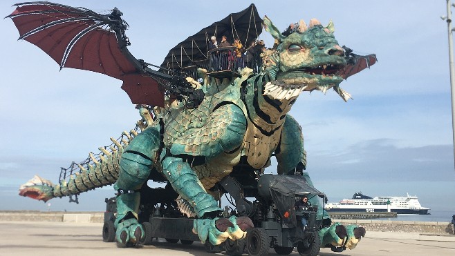 A Calais, la compagnie du Dragon recrute pour la saison estivale