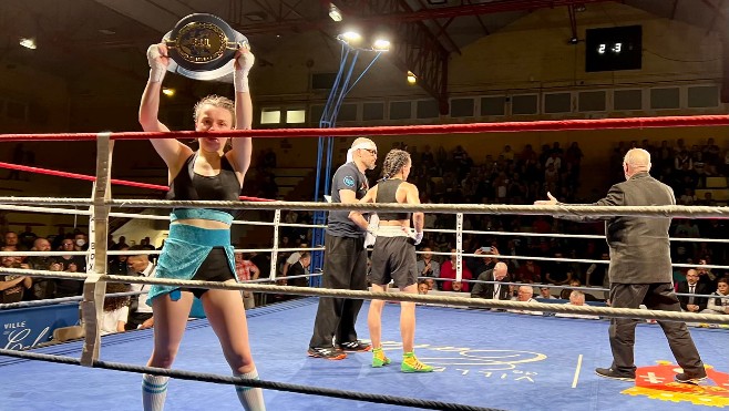 Le boxeuse Cassandra Crèvecoeur championne d'Europe !