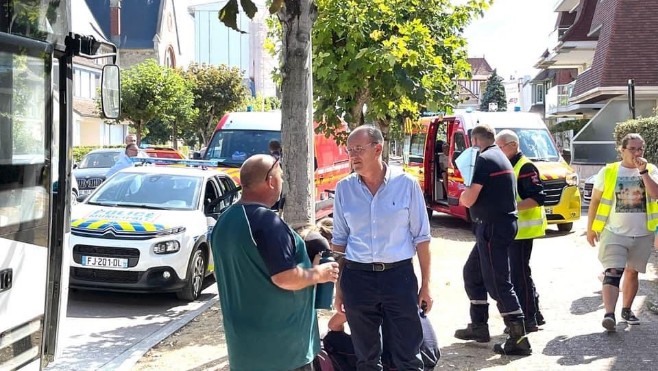 Touquet: l'extincteur se déclenche dans leur bus, 45 enfants pris en charge par les pompiers