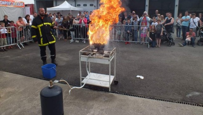 Poussez les portes de la caserne des pompiers de Calais et découvrez ce formidable métier !