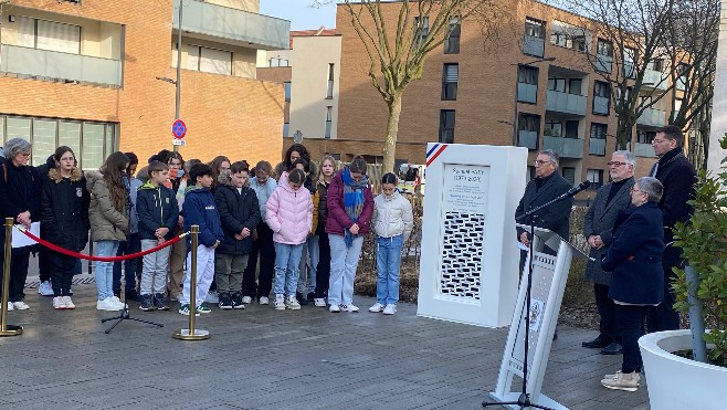 A Dunkerque, le parvis de la BiB s'appelle désormais Parvis Samuel Paty.