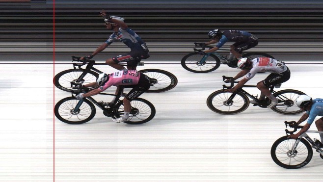 4 jours de Dunkerque : Bennett conserve son maillot rose, Vangheluwe remporte la 4ième étape.