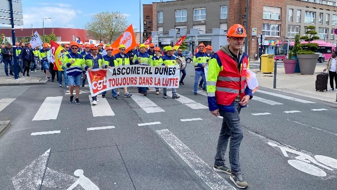 120 salariés d'Ascometal ont manifesté à Dunkerque jeudi matin. 