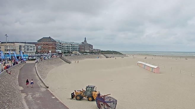 Berck sur mer : grosse frayeur pour 5 enfants tombés dans un trou d'eau.