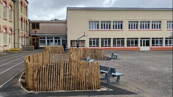 Outreau : pour la rentrée, des îlots de fraicheurs à l'école Jean-Jaurès et des puits de lumière à l'Ecole Louise-Michel.