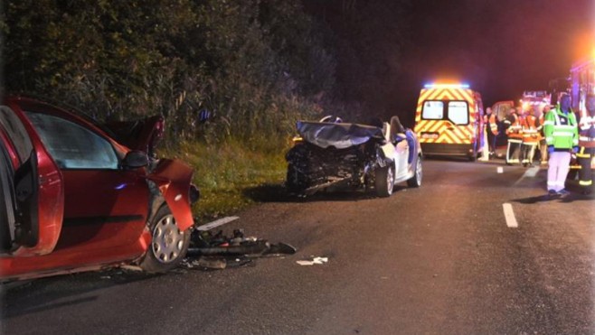 Accident de la route mortel hier soir à Eperlecques entre Calais et Saint-Omer. 