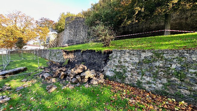 Boulogne-sur-mer : un soubassement des remparts qui entourent la ville fortifiée s’est effondré cette nuit