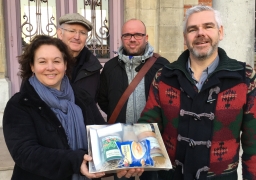 A Etaples les colis de Noël sont 100% couleurs locales