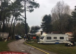 Un incendie est en cours à Camiers au camping « La dune blanche » 