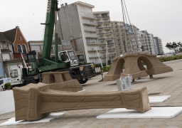 Touquet : installation de la Tour Paris Plage de Godon [VIDEO]