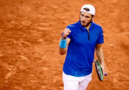 Tennis : Lucas Pouille qualifié en quart de finale à Monte-Carlo