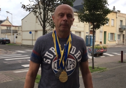 Portrait : Patrick Blard, champion du monde d'haltérophilie à 62 ans