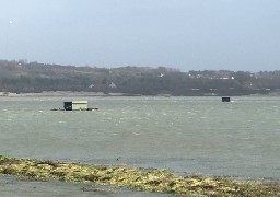 2 chasseurs bloqués dans une hutte en baie de Canche