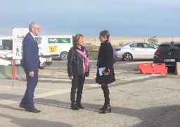 Élisabeth Borne salue le chantier de Calais Port 2015