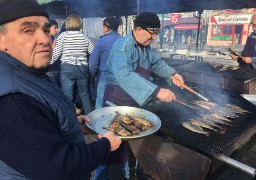 3 tonnes de Harengs-Roi ont été grillées à Etaples ce week-end…