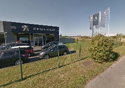 Leffrinckoucke : 20 véhicules en feu au garage Peugeot