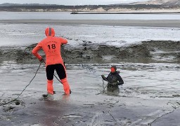 Une femme enceinte envasée secourue en Baie de Canche