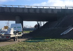 Des grilles anti-migrants zone Marcel Doret à Calais