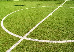 Bientôt un terrain de football synthétique jouxtant le stade de l’Epopée à Calais