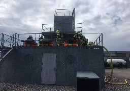 Les sapeurs-pompiers du Pas-de-Calais et Néerlandais s'entrainent ensemble aux feux de navire