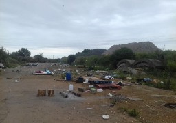 Evacuation de trois camps de migrants zone des Dunes à Calais