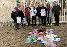 Montreuil: des enseignants du lycée Woillez ont mené une action symbolique contre le nouveau bac