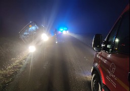 Flêtre : un bus transportant cinquante enfants termine sa route dans un fossé, deux blessés légers