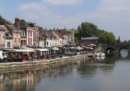 On vous emmène à la découverte d'Amiens