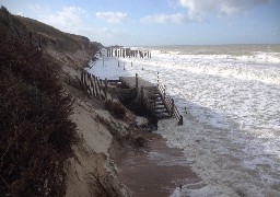 Le cordon dunaire a reculé de 4 mètres à Oye-Plage 