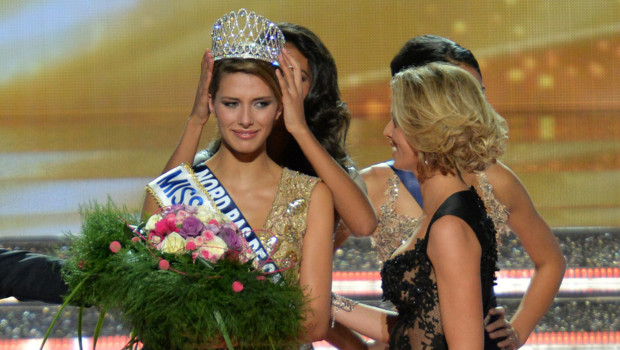 5 minutes spéciales sur "Camille Cerf, Miss France 2015, de retour sur ses terres"