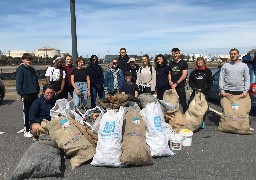 Dunkerque: 240 kilos de déchets ramassés sur la plage ce dimanche 