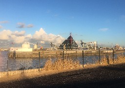 Le trafic transmanche interrompu à cause d'un mouvement de grève des officiers du port de Calais