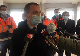 Visite éclair du ministre des comptes publics au port de Calais sans aucune annonce à la clé