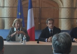 Nicolas Sarkozy reporte son déplacement à Calais au 17 novembre.