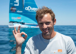 Le dunkerquois Thomas Ruyant au départ du Vendée Globe 2020.