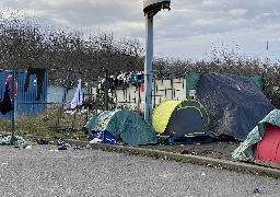 Calais : l'Etat dépense 3,6 millions d'euros par an pour nourrir les migrants