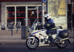 Abbeville: une femme escortée par la police jusqu'à l'hôpital pour accoucher