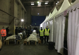 Plan Grand Froid : une opération de mise à l'abri des migrants s'est déroulée à Calais mardi après-midi. 