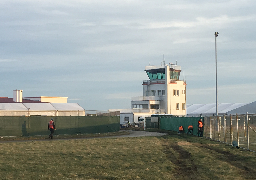 L’Armée Américaine débarque à l’aéroport de Calais-Marck