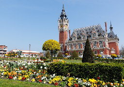 A Calais, des masques en tissu disponibles pour les étudiants 