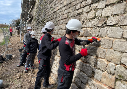 Montreuil: un nouveau chantier de rénovation des remparts vient de débuter 