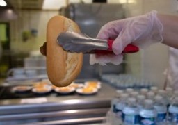 Somme: les denrées alimentaires des cantines des collèges données à des association caritatives