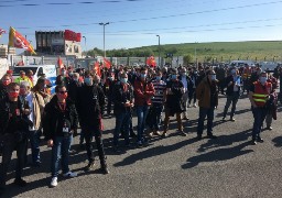 Gravelines : 150 personnes devant la Centrale Nucléaire 