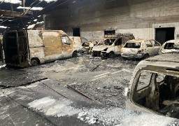 Grande-Synthe : un incendie détruit les ateliers municipaux  !