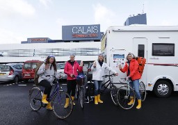 4 femmes traversent La Manche à la nage pour rejoindre Marseille à vélo et en courant !