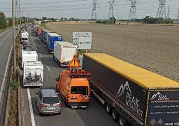 L'A16 coupée avant la sortie Bourbourg dans le sens Calais/Dunkerque