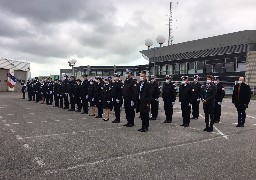 Une trentaine de fonctionnaires de la Police Aux Frontières décorés vendredi à Coquelles 