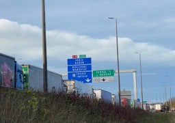 Calaisis : trafic dense sur l'A16 et la rocade portuaire avec près de 10km de retenue