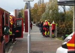 Dunkerque : Pompiers et plongeurs mobilisés pour retrouver une personne tombée dans un canal